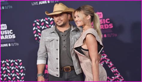 Jason Aldean Height, Weight, Body Measurements, Shoe Size