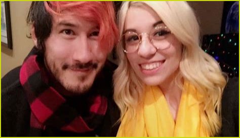 Markiplier Wiki: Net Worth, Girlfriend, Height, Age, Dad, Family